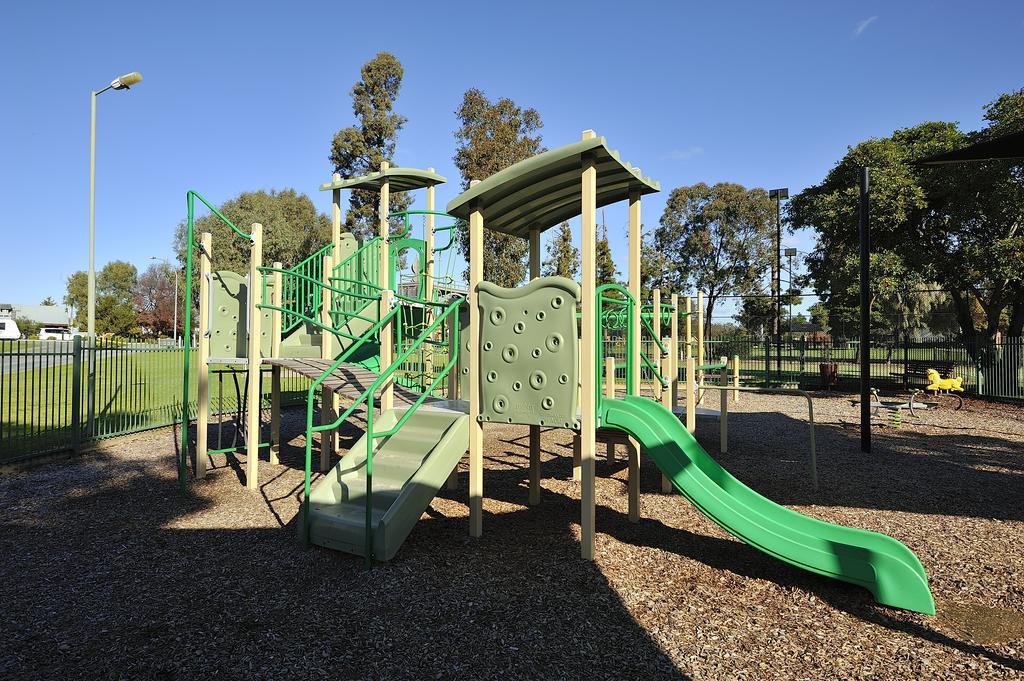 Nrma Echuca Holiday Park Екстериор снимка